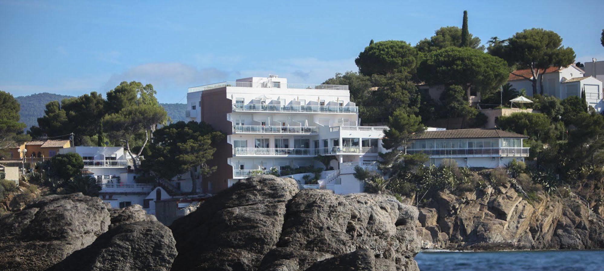 Hotel La Calanque Cavalaire-sur-Mer Exterior foto